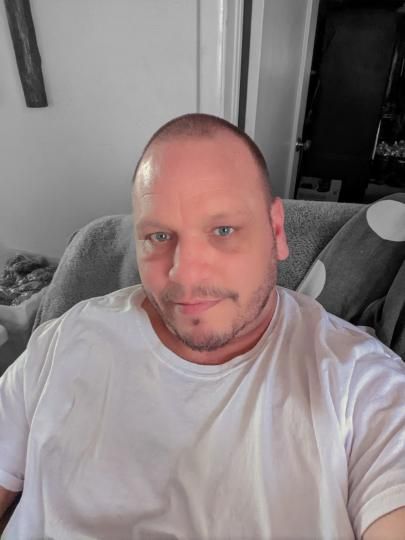 Hi!...New here and looking for friends maybe more?