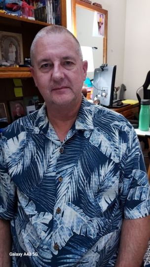 A picture that is maybe a week old that I should have shaved for lol