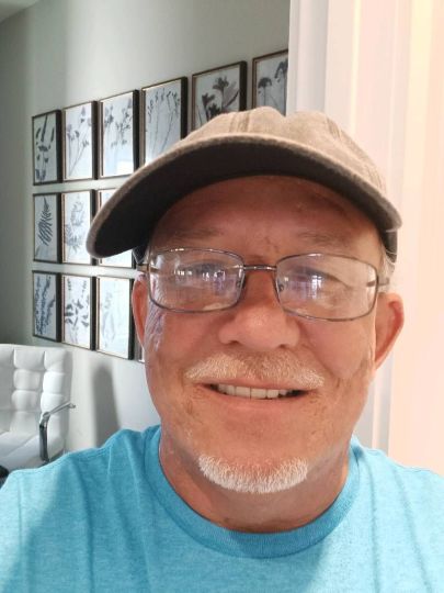 Hello I am looking for a friend hang out with class list and just have fun