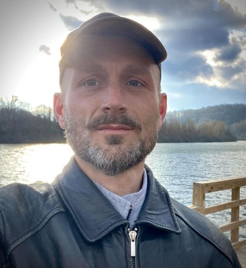 This world moves fast. I just pause long enough to notice the light. Some stay in their own little boxes, but I want to see the world before it gets dark.