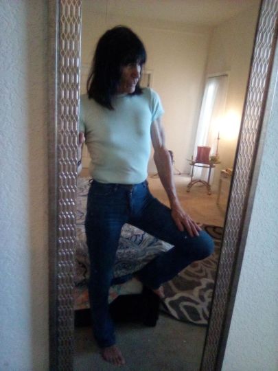 I'm very thin, fresh daily. my weight; 133.
I swim allot and enjoy the sun and a pool.
I live in swimwear as I am self employed while I enjoy the sun.