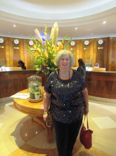 In London waiting to go to the Savoy theater to see Dream Girls
