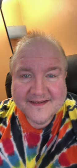 Hello, my name is Chris. Hit me up if you’d like so we can chat and get to know each other. I look forward to meeting you.
