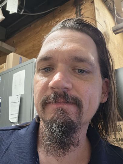 Rare Pic of me with no hat
