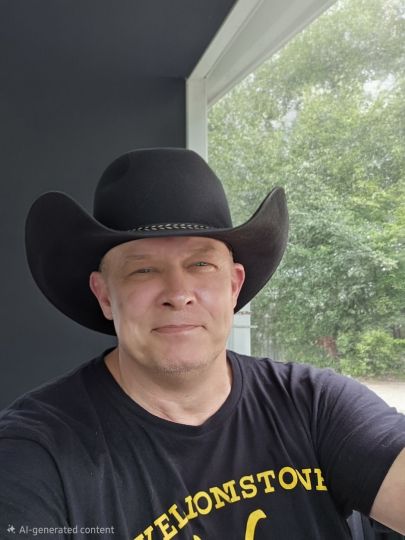 I like the hat. Unfortunately not much of a point to wear in NJ. 🙄