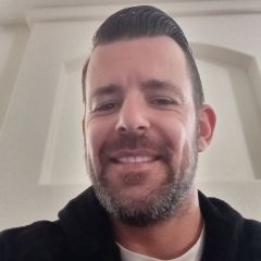 I promise, I look better later in the day. I just woke up.