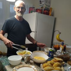 Fix dinner for 3 Stuffed Chicken breast.