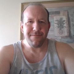 commentmark Dating Profile