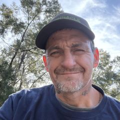 Whiteboi Dating Profile