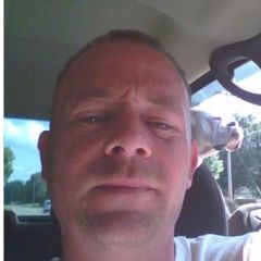 MuffDiver747 Dating Profile