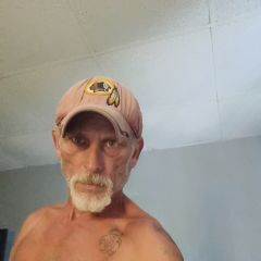 Broken77 Dating Profile