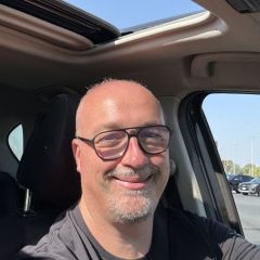 A-Cute-Gay Dating Profile