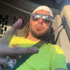 HeadInTheClouds69 Dating Profile