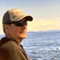 Totelesti Dating Profile