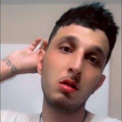 Momo214214 Dating Profile