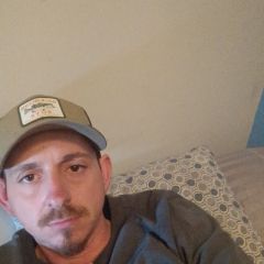 Bobby0101 Dating Profile