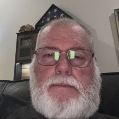 Looking for a companionship with hopes of something more more serious.