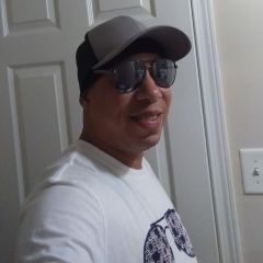 Chrisb35 Dating Profile